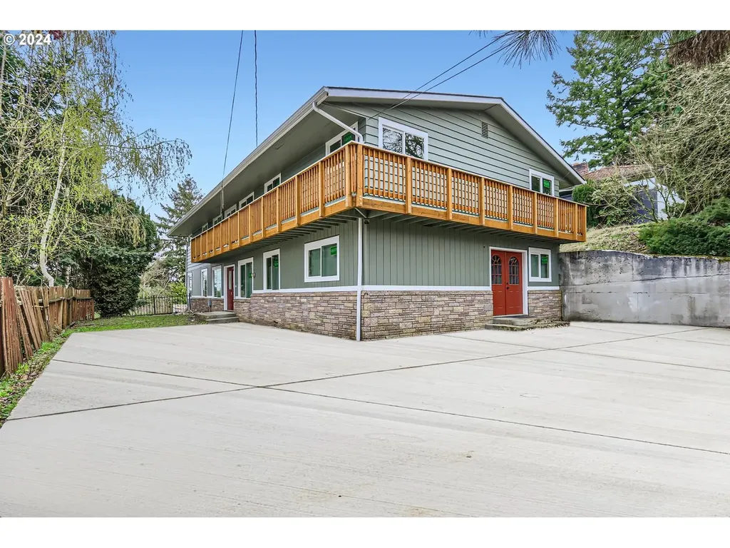 9229 Se Harney Court Portland OR 97266