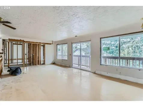9229 Se Harney Court Portland OR 97266