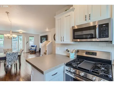 8270 Sw Maxine Lane Wilsonville OR 97070