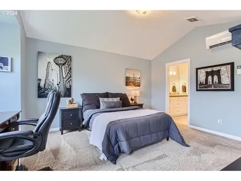 8270 Sw Maxine Lane Wilsonville OR 97070