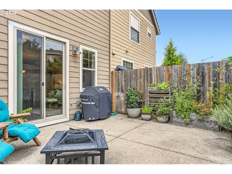 8270 Sw Maxine Lane Wilsonville OR 97070