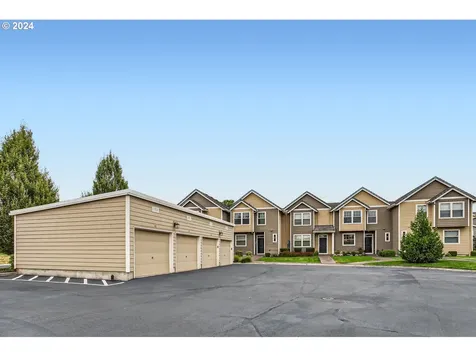 8270 Sw Maxine Lane Wilsonville OR 97070