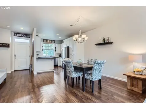 8270 Sw Maxine Lane Wilsonville OR 97070