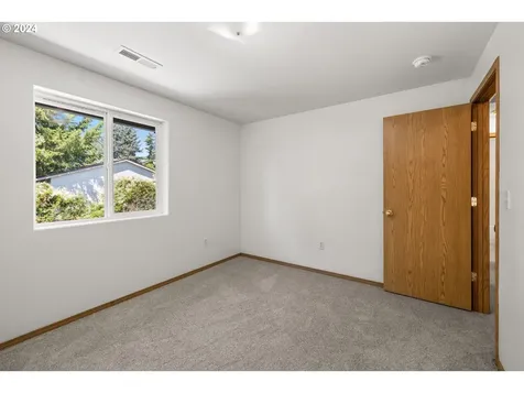 2614 Ne 173rd Avenue Vancouver WA 98684