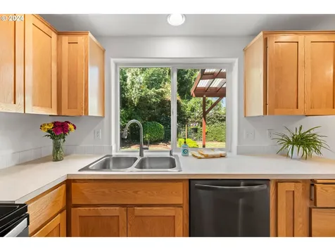2614 Ne 173rd Avenue Vancouver WA 98684