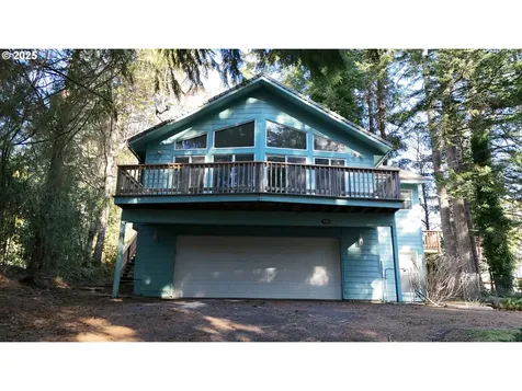 5938 View Loop Florence OR 97439