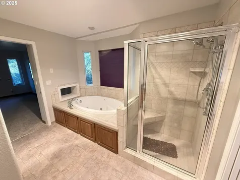 5938 View Loop Florence OR 97439