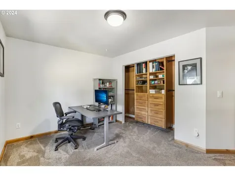 9336 Ne 28th Circle Vancouver WA 98662