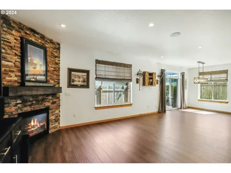 9336 Ne 28th Circle Vancouver WA 98662