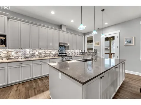 2605 S 10th Way Ridgefield WA 98642
