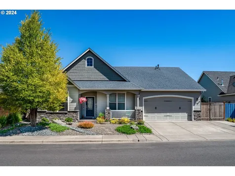 1181 S 41st Street Springfield OR 97478