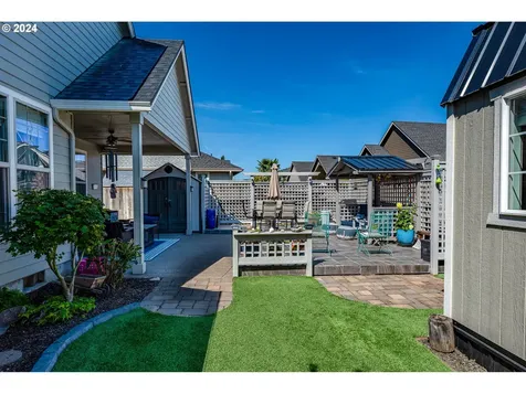 1181 S 41st Street Springfield OR 97478