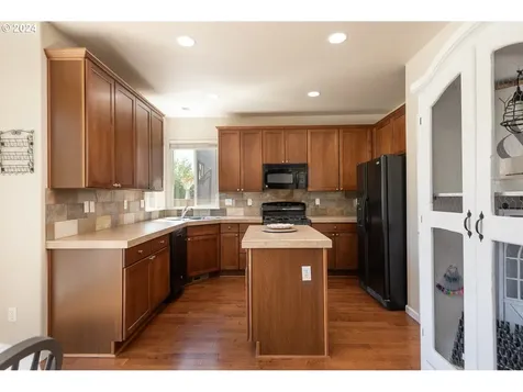 2664 Sw 50th Street Redmond OR 97756