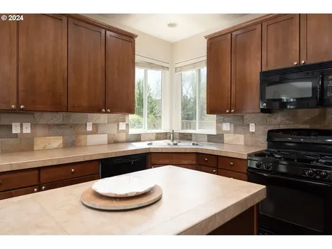 2664 Sw 50th Street Redmond OR 97756