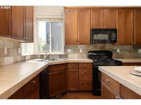 2664 Sw 50th Street Redmond OR 97756