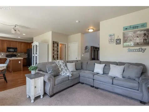 2664 Sw 50th Street Redmond OR 97756