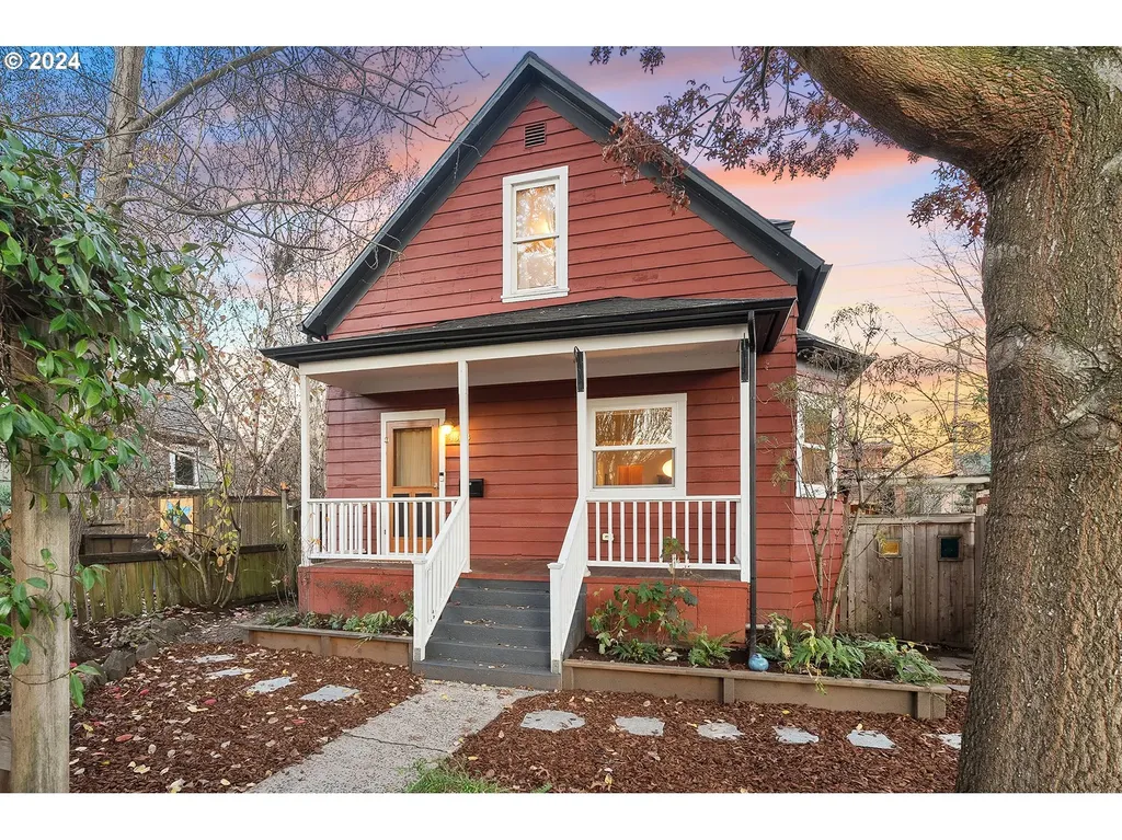 4308 NE Rodney Avenue Portland OR 97211