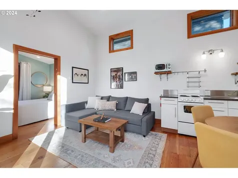 4308 NE Rodney Avenue Portland OR 97211