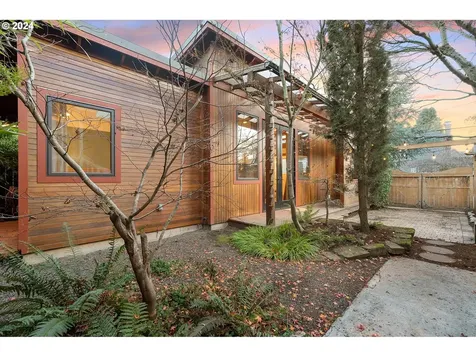 4308 NE Rodney Avenue Portland OR 97211