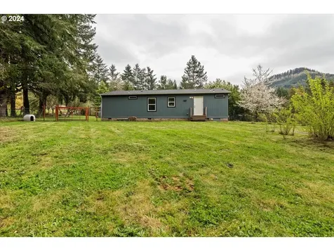 20 E Yates Road Alsea OR 97324