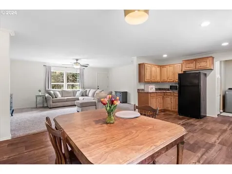 20 E Yates Road Alsea OR 97324