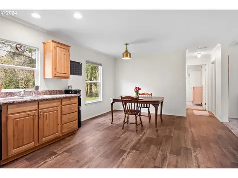 20 E Yates Road Alsea OR 97324