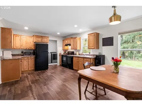 20 E Yates Road Alsea OR 97324