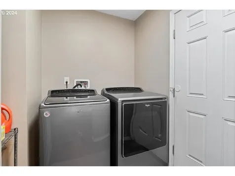 20 E Yates Road Alsea OR 97324