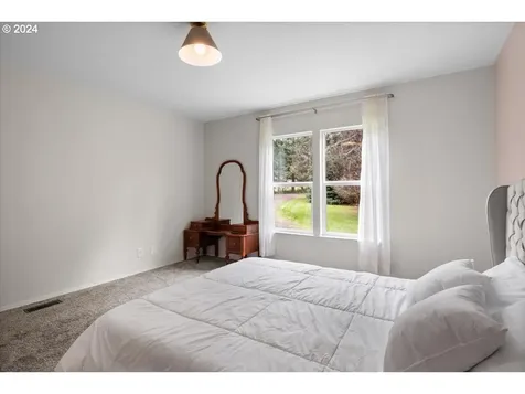 20 E Yates Road Alsea OR 97324