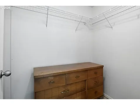 20 E Yates Road Alsea OR 97324
