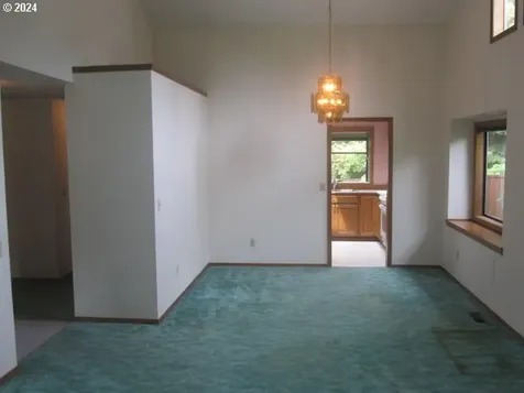 20695 Sw Sunde Court Tualatin OR 97062
