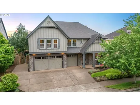 1582 S Redwood Street Canby OR 97013