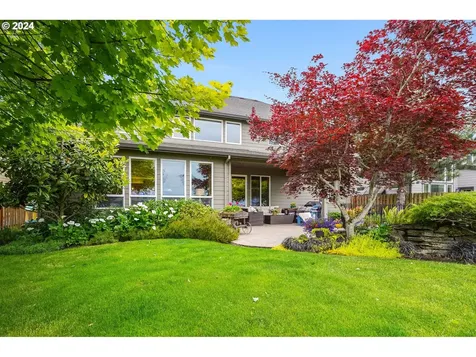 1582 S Redwood Street Canby OR 97013