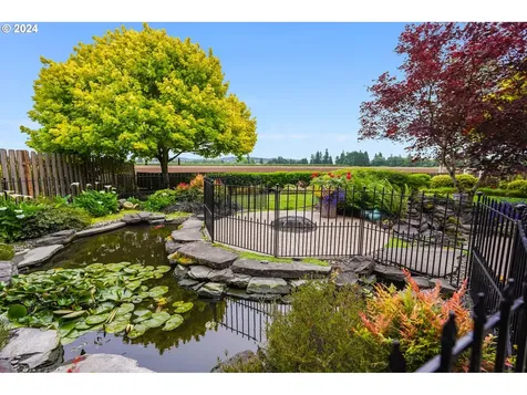 1582 S Redwood Street Canby OR 97013