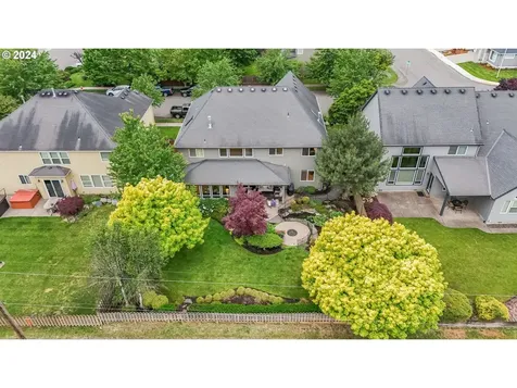 1582 S Redwood Street Canby OR 97013