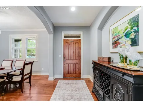 1582 S Redwood Street Canby OR 97013