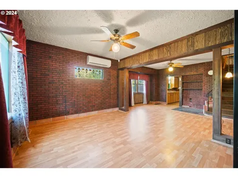 7433 N Leonard Street Portland OR 97203