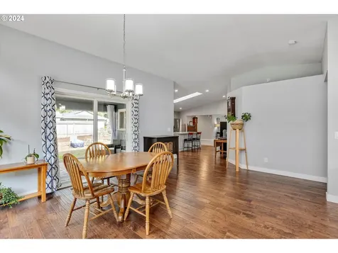 21875 S Foothills Avenue Oregon City OR 97045