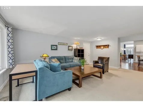 21875 S Foothills Avenue Oregon City OR 97045