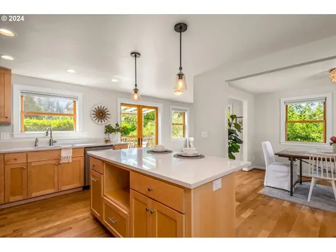 2602 Agate Street Eugene OR 97403