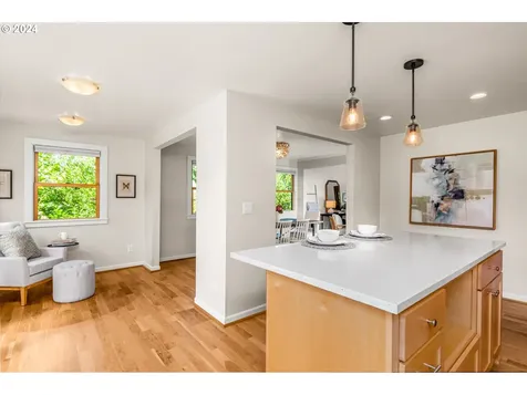 2602 Agate Street Eugene OR 97403