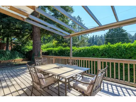 2602 Agate Street Eugene OR 97403