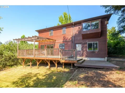 2602 Agate Street Eugene OR 97403