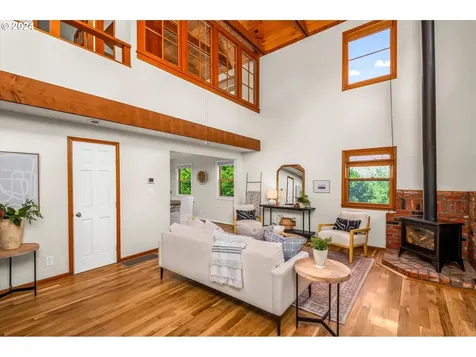 2602 Agate Street Eugene OR 97403
