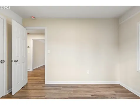 1770 Yew Street SE Salem OR 97302