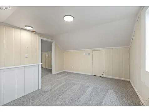 1770 Yew Street SE Salem OR 97302