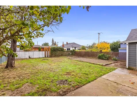 1770 Yew Street SE Salem OR 97302