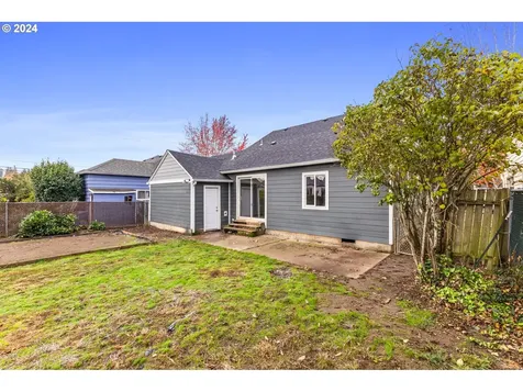 1770 Yew Street SE Salem OR 97302