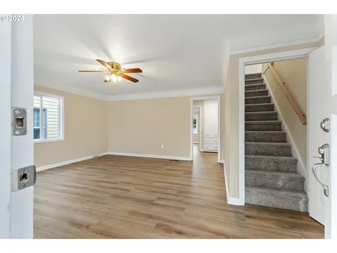 1770 Yew Street SE Salem OR 97302