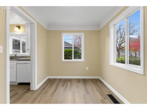 1770 Yew Street SE Salem OR 97302